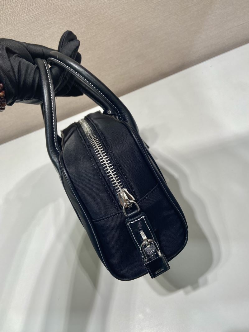 Pra*a top handle bags